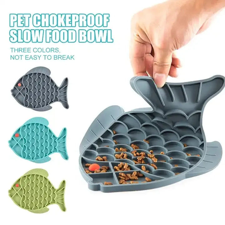 Fish-Shaped Silicone Slow Feeder Lick Mat for Dogs & Cats