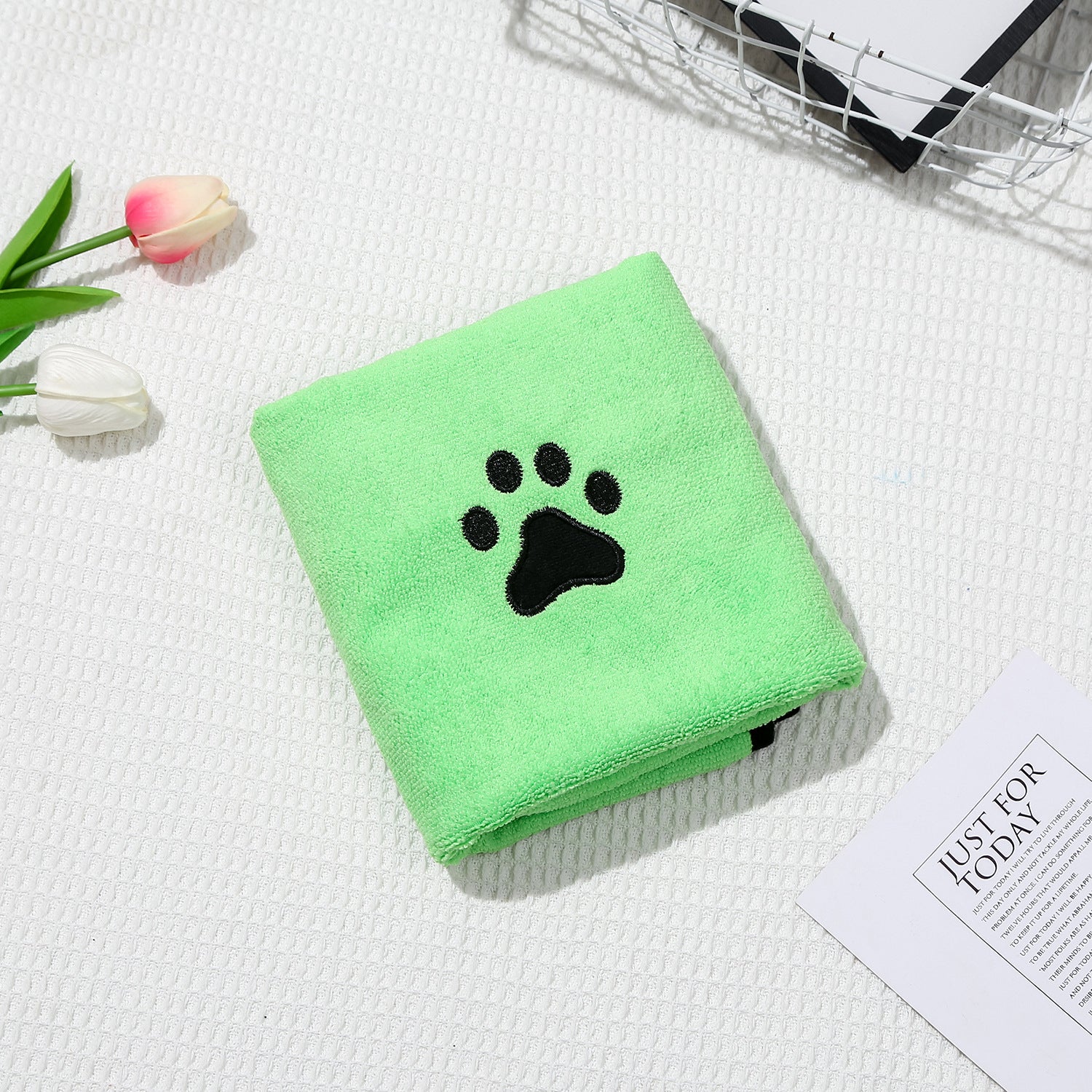 Quick-Dry Pet Bath Towel – Soft Absorbent Coral Fleece for Dogs & Cats