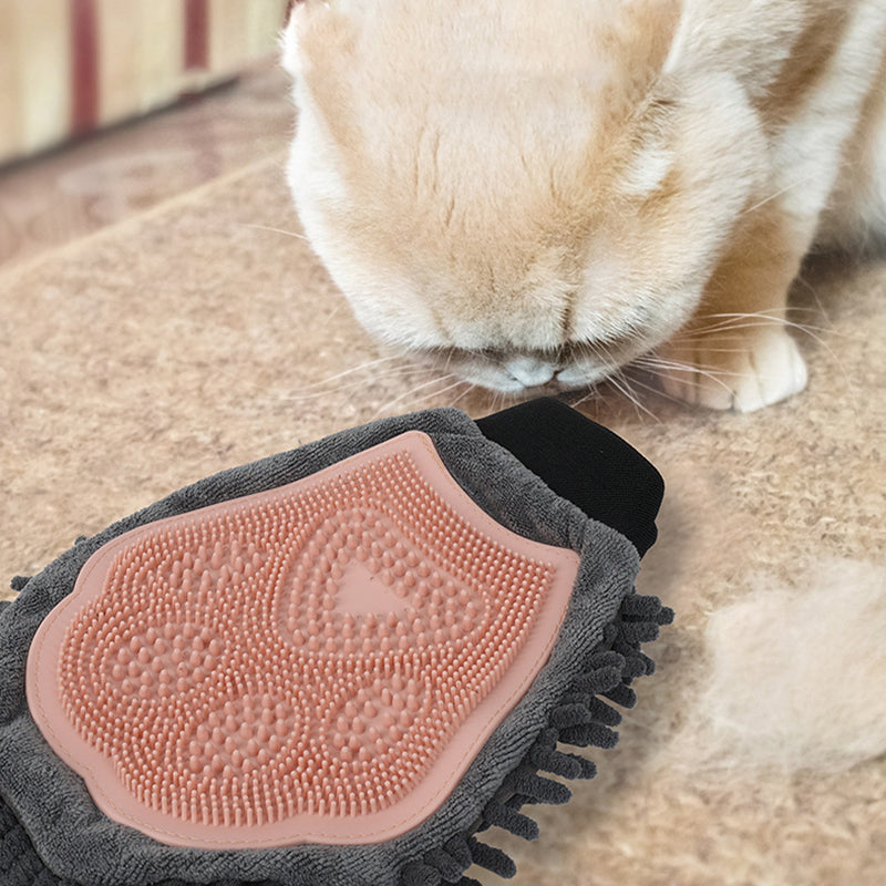 2-in-1 Pet Bathing Brush Grooming Glove – Silicone Massage & Absorbent Microfiber